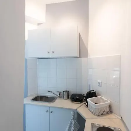 όμορφο στούντιο στο κέντρο της πόλης. Larissa